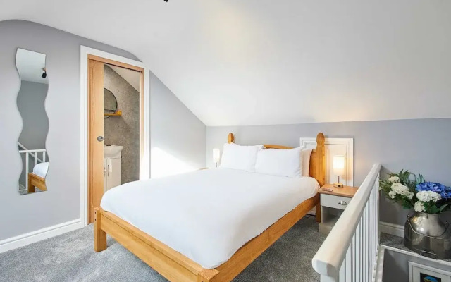 Host Stay - Number 5