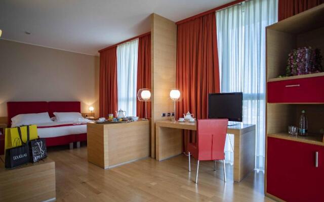 Hotel Remilia Ex Ramada Emilia