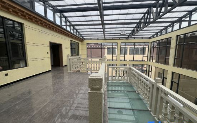 Shangri-La Zhuoyue Oxygen Homestay (Dukezong Ancient Town Store)