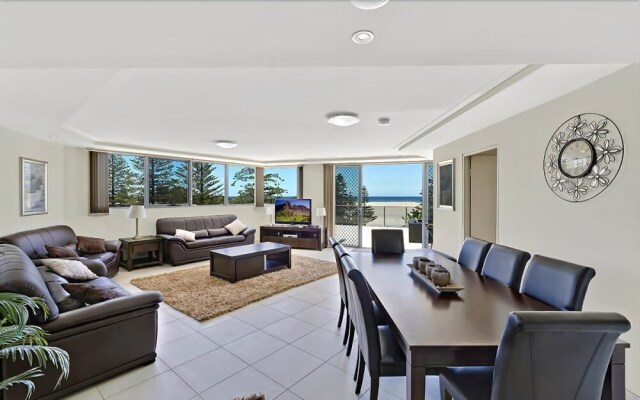 Coast Luxury Apartment 23