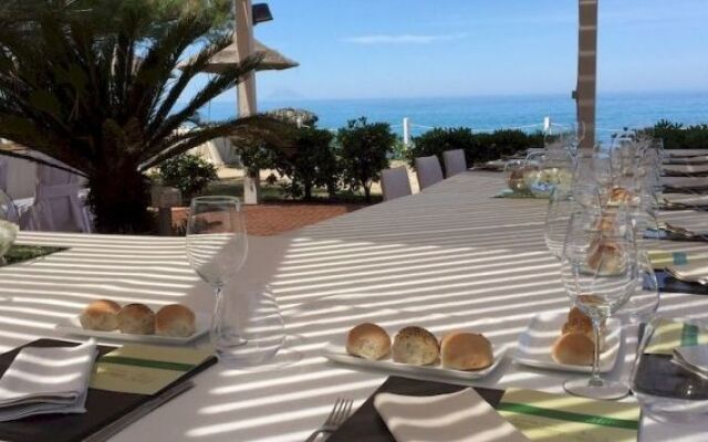Sunshine Beach Resort