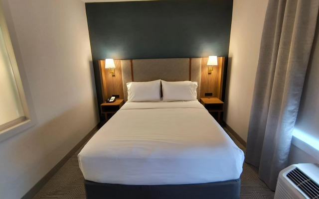 Holiday Inn Boise Airport by IHG