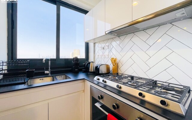 Lucky Residence - 1002 by Bnbme Homes