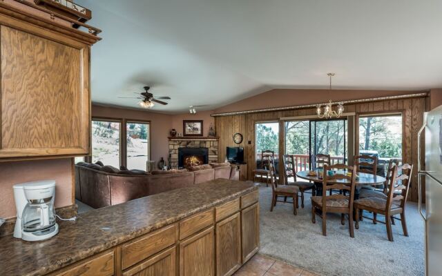 2 Sisters Mountain Home