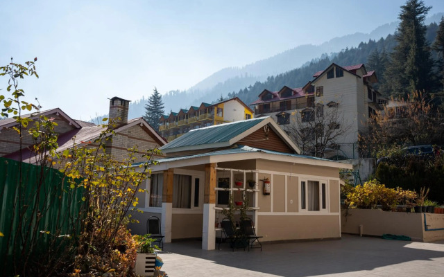 OYO Premium Log Huts