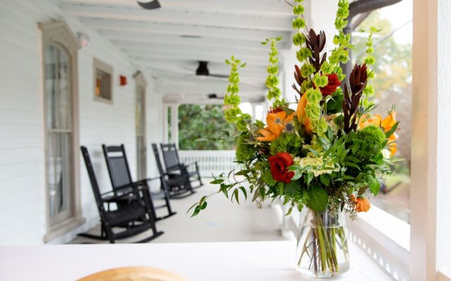 The Colonial Inn, an Ascend Collection Hotel