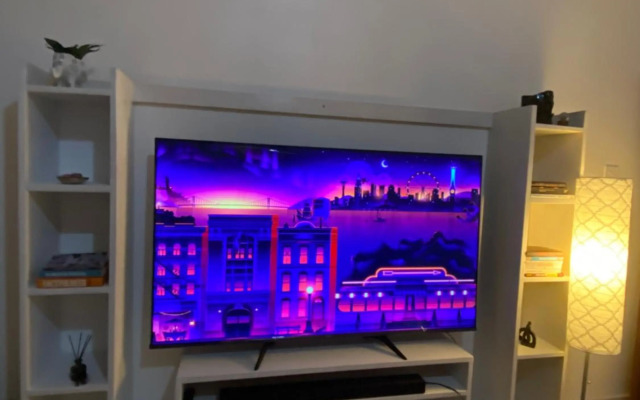 J&R - Lovely two bedroom apartment in Jinja.