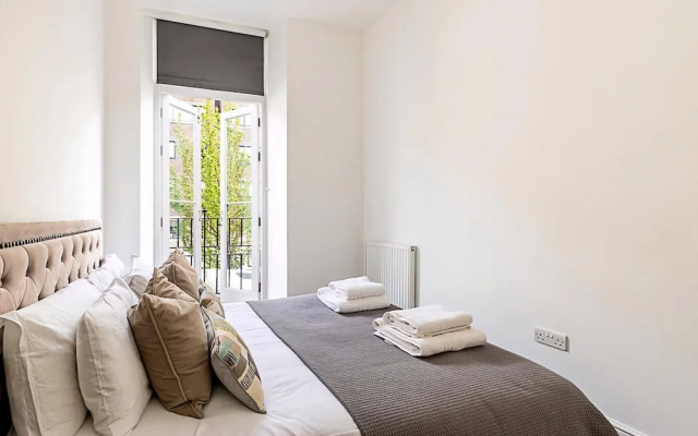 Stylish Two-bed Flat Near Oxford Circus
