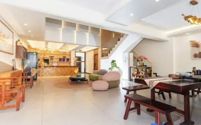 Shili Homestay (Shimei Bay Commercial Street Tourist Road)