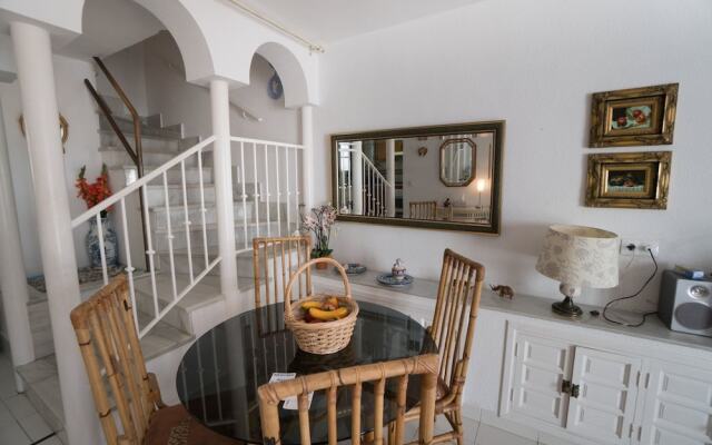 Casa Urbanización Los Pinos 15