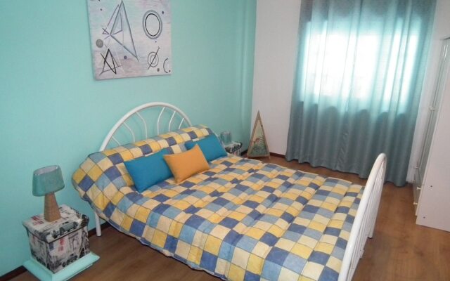 80s RetroStyle Villa