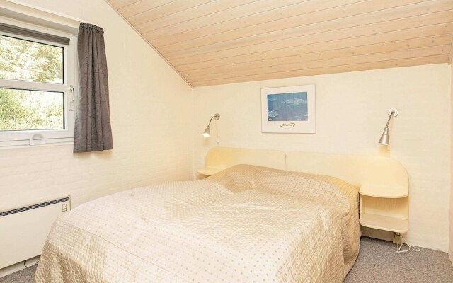 6 Person Holiday Home in Ulfborg