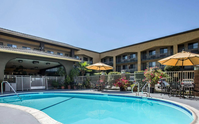 Quality Inn Ontario Airport Convention Center