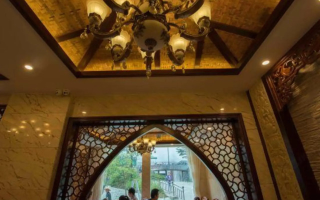 Min Sheng Hotel
