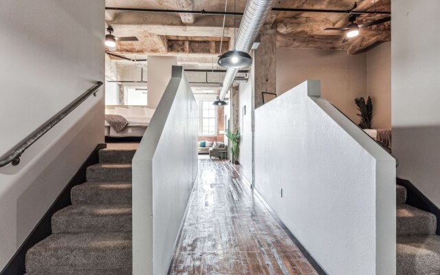 Luxury Historic Loft with Gym