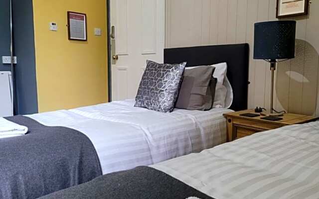 The Residence - 47 Minto St