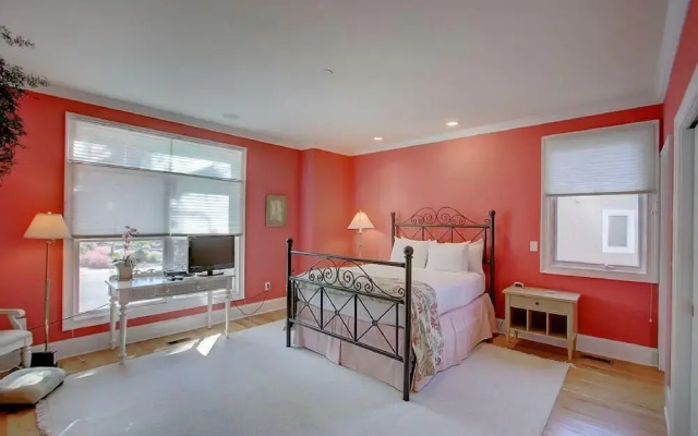 5803 Back Bay Drive