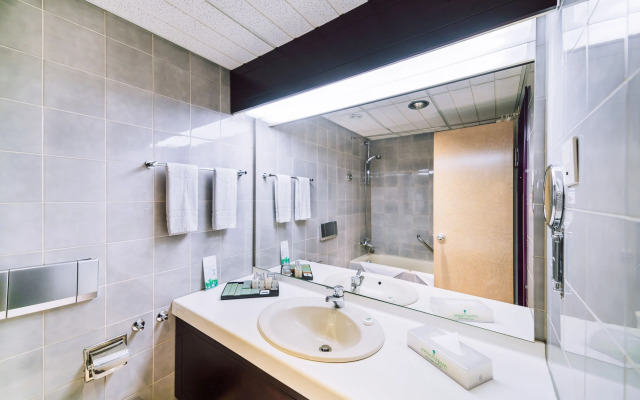 Chinggis Khaan Hotel