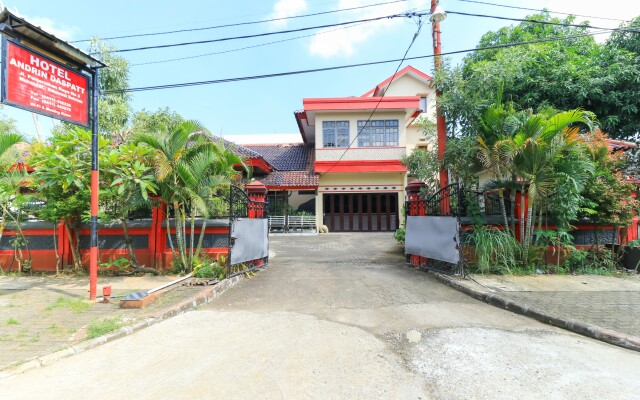 Andrin Daspatt Hotel