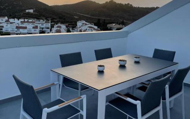 The View Luxury Vacation Penthouse 1