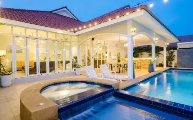 Baan Kiang Lay Phu View Hua Hin Pool Villa