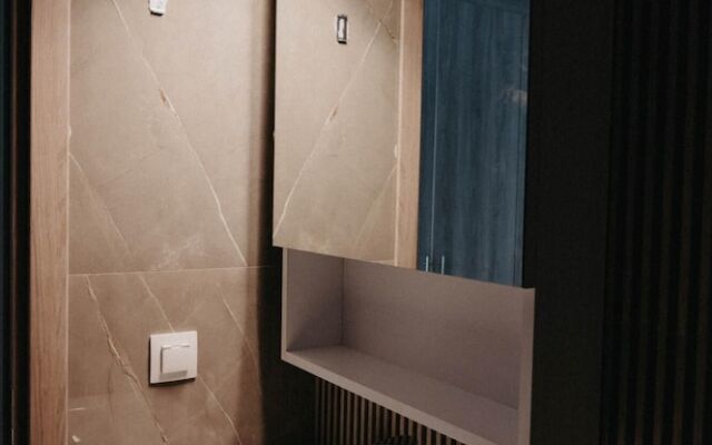 Minimal Condo Trikala Town