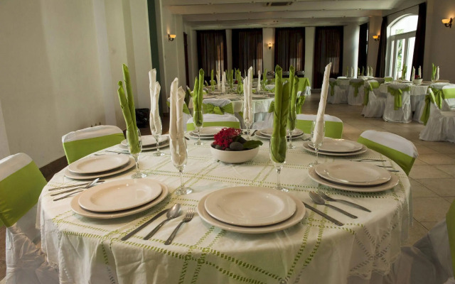 Hotel Hacienda Del Rio