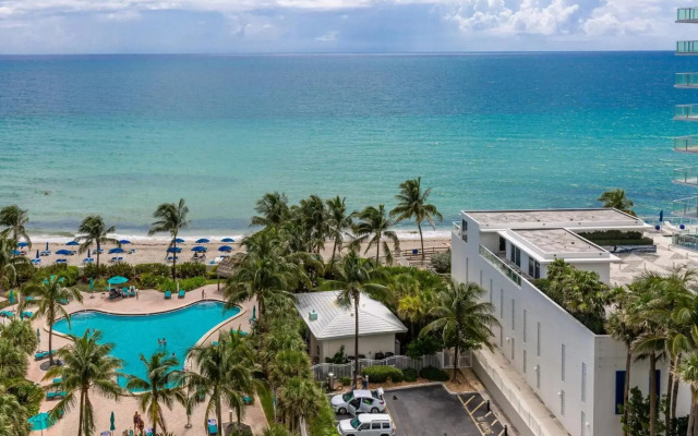 Tides - Private Condo