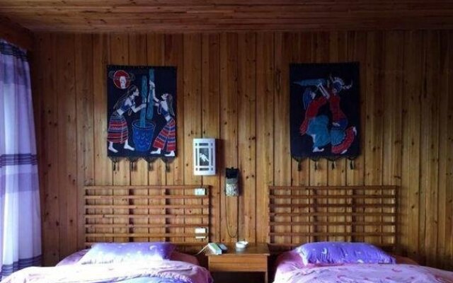 Fenghuang Border International Youth Hostel
