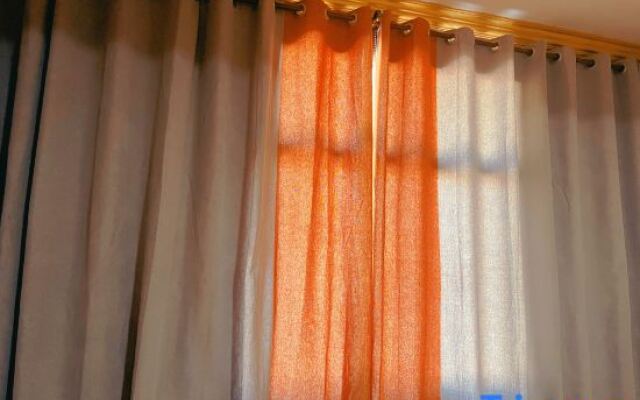 Shanghai Xiangfu Bathing Hotel