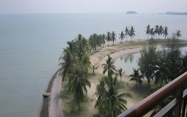 Paradise Lagoon Apartment