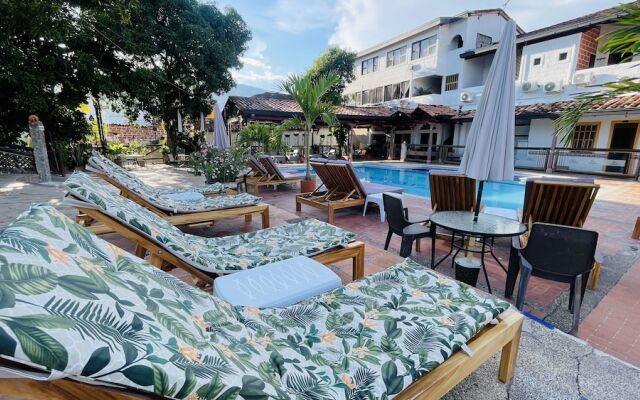 Hotel Caseron del Parque