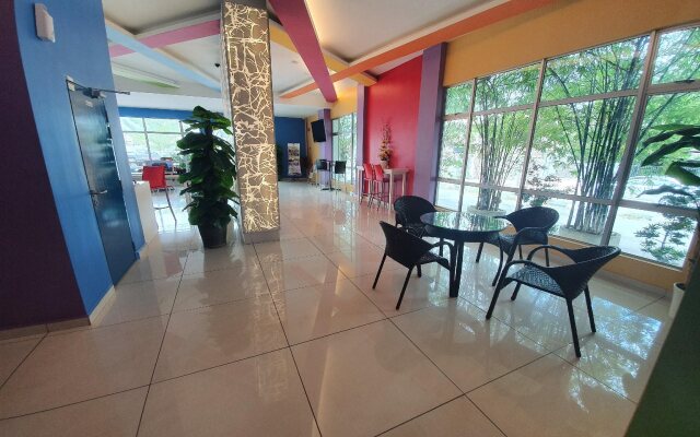 OYO 89848 Link Boutique Hotel