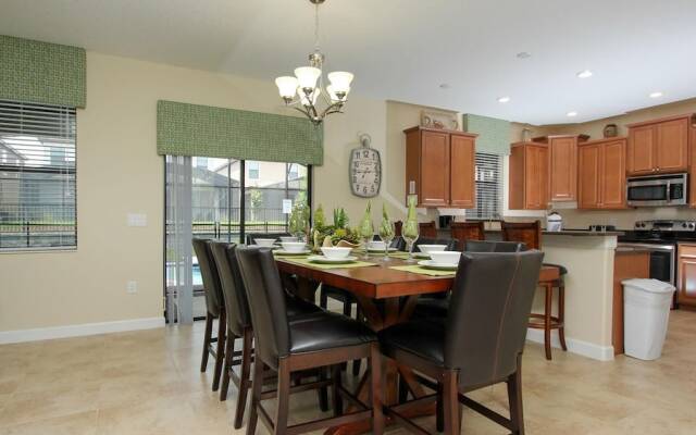 1428 Rolling Fairway Drive