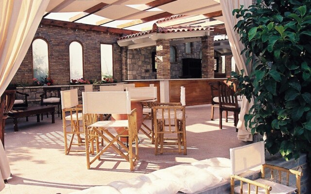 Nicolas Village Club