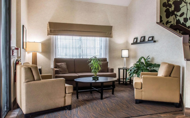 Sleep Inn & Suites of Lancaster County