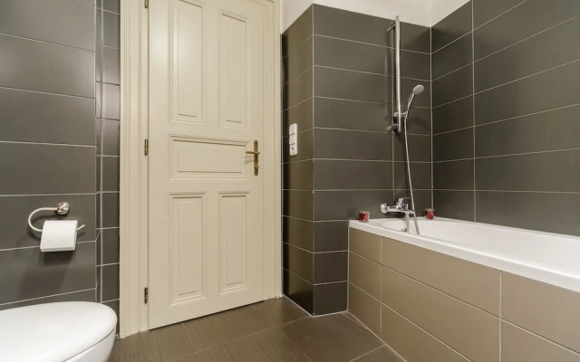 3-bedrooms apartment in center of Prague