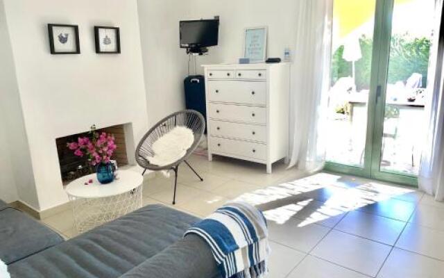 Gennadi Blue Sky Villas