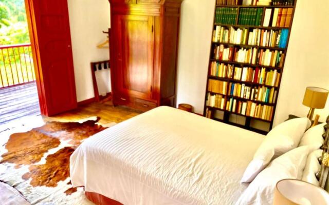 Hacienda Venecia Main House & Coffee Lodge