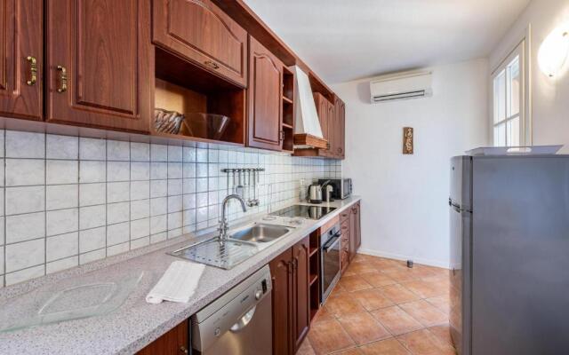 La Corte Holiday House