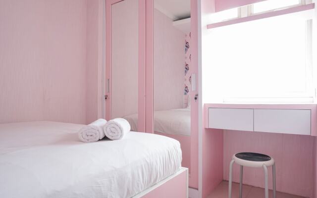 Homey and Fresh 2BR Green Pramuka Apartment