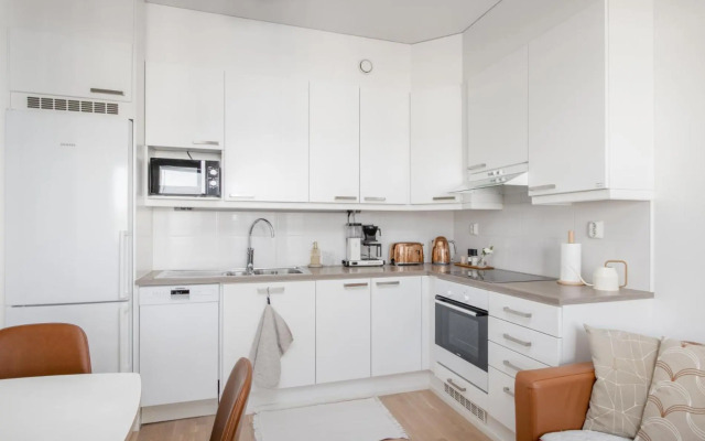 Modern apartment with sauna and free parking