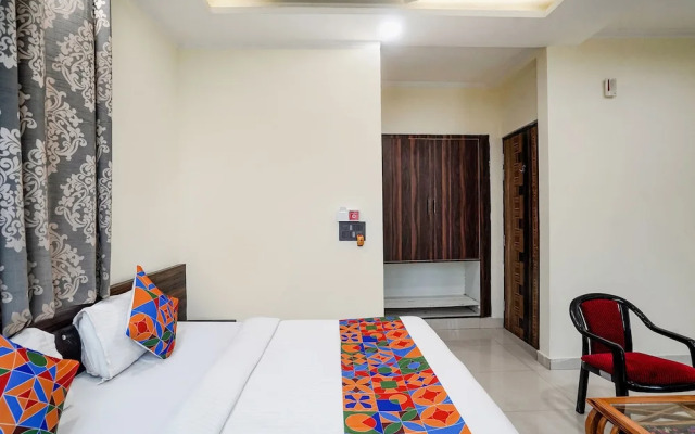 Fabhotel 17 Suites