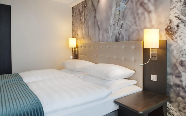 Premier Inn Berlin Alexanderplatz Hotel