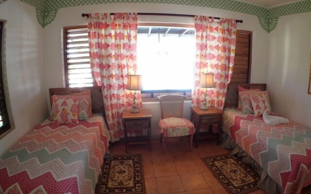 Tumac Villa, 4BR by Jamaican Treasures