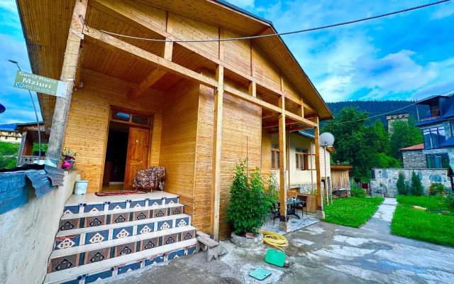 Mziuri Guest House