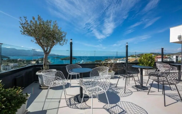 Rumani 3 Islands Hotel