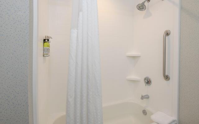 Holiday Inn Express Hotel & Suites Richwood-Cincinnati South by IHG