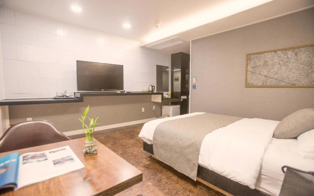 Hotel Major 2