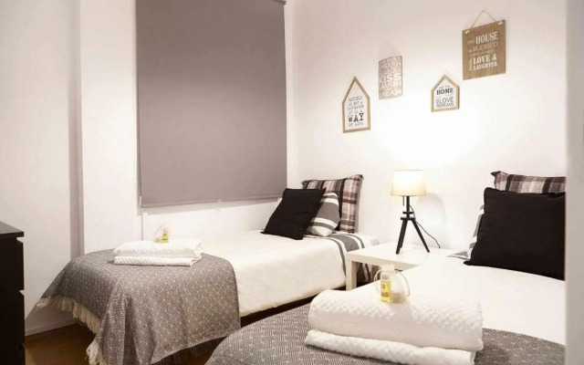 SAGRADA FAMILIA VIEWS Nos preocupa su seguridad